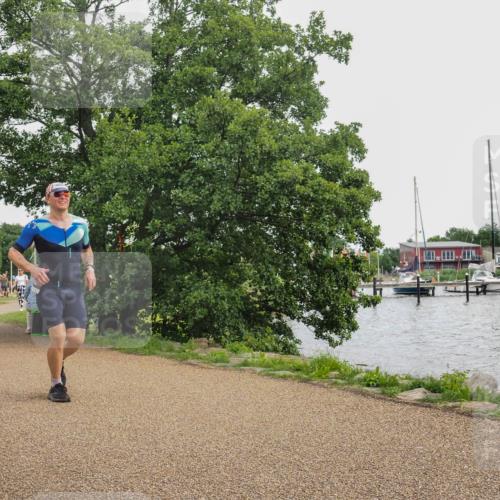 22.06.2025 - Viking Triathlon KatJ http://msf.ph/oto/8137344 22.06.2025 14:49:32 Laufen 496 meine-sportfotos.de