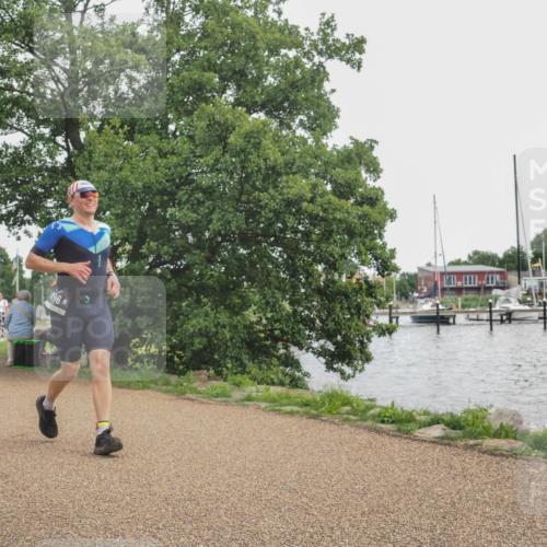 22.06.2025 - Viking Triathlon KatJ http://msf.ph/oto/8137346 22.06.2025 14:49:32 Laufen 496 meine-sportfotos.de