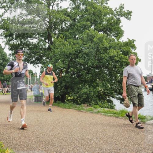 22.06.2025 - Viking Triathlon KatJ http://msf.ph/oto/8137354 22.06.2025 14:49:54 Laufen 269, 607 meine-sportfotos.de