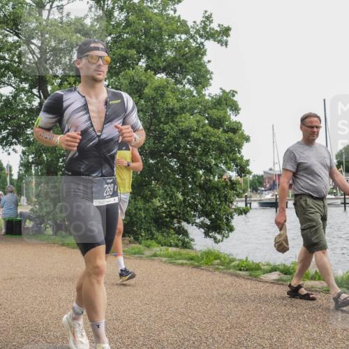 22.06.2025 - Viking Triathlon KatJ http://msf.ph/oto/8137360 22.06.2025 14:49:55 Laufen 220, 269, 607 meine-sportfotos.de