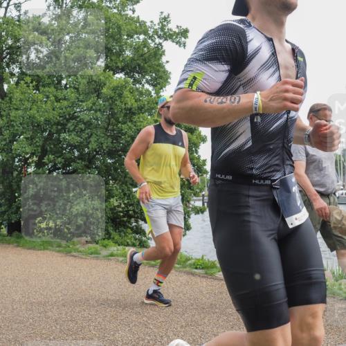 22.06.2025 - Viking Triathlon KatJ http://msf.ph/oto/8137361 22.06.2025 14:49:56 Laufen 39, 220, 269, 607 meine-sportfotos.de