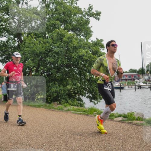 22.06.2025 - Viking Triathlon KatJ http://msf.ph/oto/8137375 22.06.2025 14:49:58 Laufen 39, 220, 607 meine-sportfotos.de