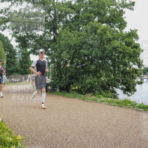 22.06.2025 - Viking Triathlon KatJ http://msf.ph/oto/8137400 22.06.2025 14:50:18 Laufen 61, 360 meine-sportfotos.de