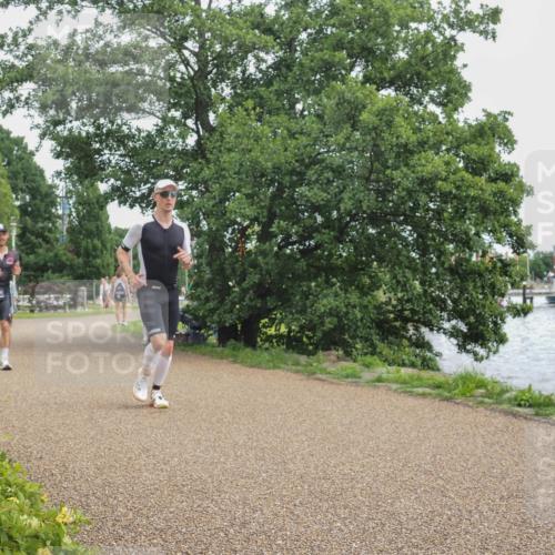 22.06.2025 - Viking Triathlon KatJ http://msf.ph/oto/8137401 22.06.2025 14:50:18 Laufen 61, 360 meine-sportfotos.de