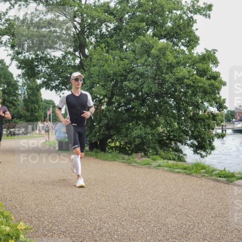 22.06.2025 - Viking Triathlon KatJ http://msf.ph/oto/8137403 22.06.2025 14:50:19 Laufen 61, 360 meine-sportfotos.de