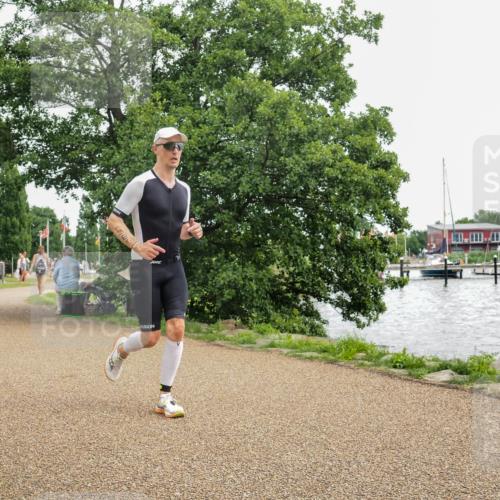 22.06.2025 - Viking Triathlon KatJ http://msf.ph/oto/8137405 22.06.2025 14:50:19 Laufen 61, 360 meine-sportfotos.de