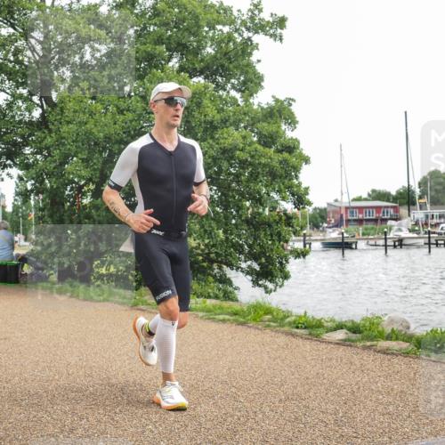 22.06.2025 - Viking Triathlon KatJ http://msf.ph/oto/8137408 22.06.2025 14:50:19 Laufen 61, 360 meine-sportfotos.de