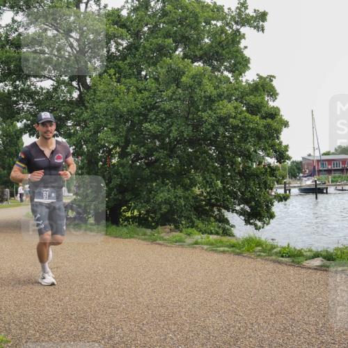22.06.2025 - Viking Triathlon KatJ http://msf.ph/oto/8137410 22.06.2025 14:50:20 Laufen 61, 360 meine-sportfotos.de