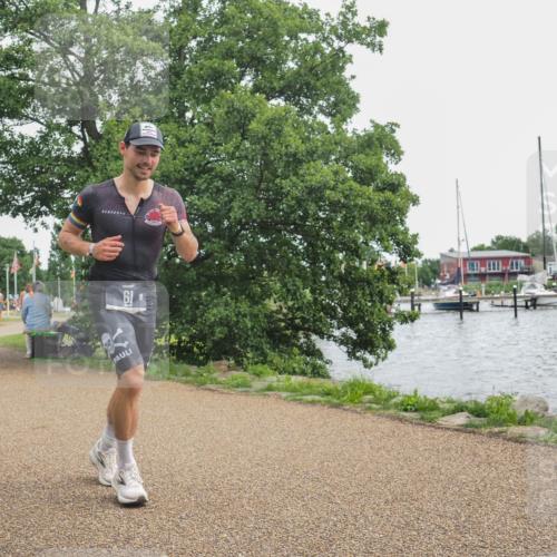 22.06.2025 - Viking Triathlon KatJ http://msf.ph/oto/8137414 22.06.2025 14:50:21 Laufen 61, 360 meine-sportfotos.de