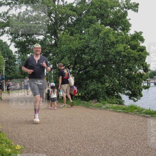 22.06.2025 - Viking Triathlon KatJ http://msf.ph/oto/8137440 22.06.2025 14:51:08 Laufen 532 meine-sportfotos.de