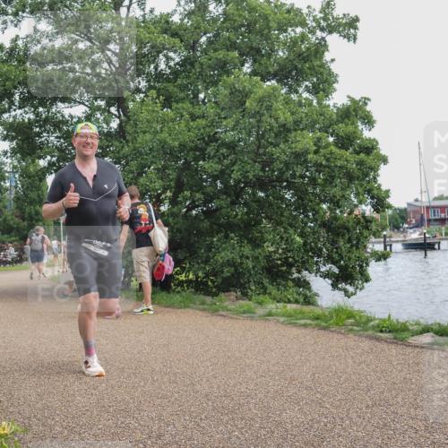 22.06.2025 - Viking Triathlon KatJ http://msf.ph/oto/8137442 22.06.2025 14:51:09 Laufen 57, 532 meine-sportfotos.de