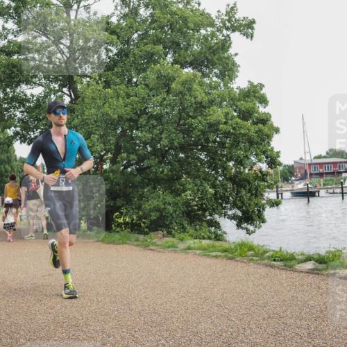 22.06.2025 - Viking Triathlon KatJ http://msf.ph/oto/8137446 22.06.2025 14:51:12 Laufen 57, 532 meine-sportfotos.de
