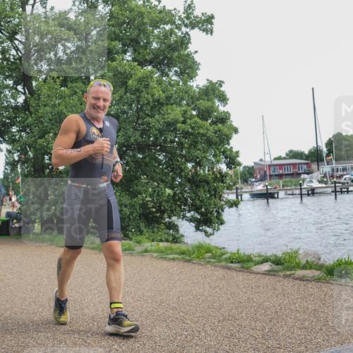 22.06.2025 - Viking Triathlon KatJ http://msf.ph/oto/8137502 22.06.2025 14:51:41 Laufen 170 meine-sportfotos.de