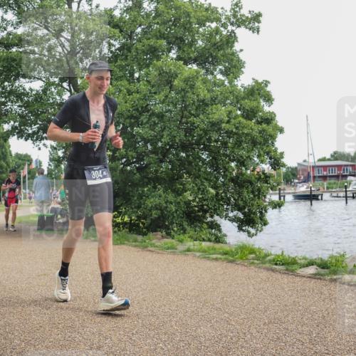 22.06.2025 - Viking Triathlon KatJ http://msf.ph/oto/8137509 22.06.2025 14:51:54 Laufen 304, 639 meine-sportfotos.de