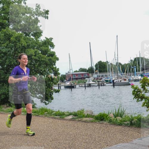 22.06.2025 - Viking Triathlon KatJ http://msf.ph/oto/8137550 22.06.2025 14:52:19 Laufen 243 meine-sportfotos.de