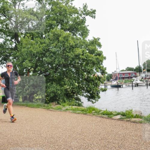 22.06.2025 - Viking Triathlon KatJ http://msf.ph/oto/8137555 22.06.2025 14:52:23 Laufen 343 meine-sportfotos.de