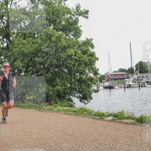 22.06.2025 - Viking Triathlon KatJ http://msf.ph/oto/8137556 22.06.2025 14:52:23 Laufen 343 meine-sportfotos.de