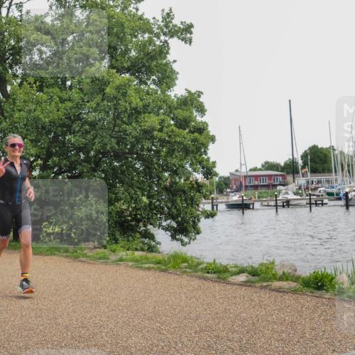 22.06.2025 - Viking Triathlon KatJ http://msf.ph/oto/8137557 22.06.2025 14:52:24 Laufen 343 meine-sportfotos.de