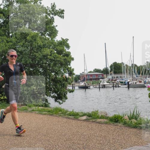 22.06.2025 - Viking Triathlon KatJ http://msf.ph/oto/8137560 22.06.2025 14:52:24 Laufen 343 meine-sportfotos.de