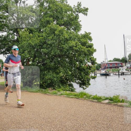 22.06.2025 - Viking Triathlon KatJ http://msf.ph/oto/8137572 22.06.2025 14:52:41 Laufen 48, 217 meine-sportfotos.de