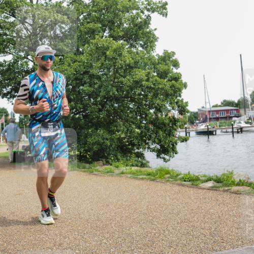 22.06.2025 - Viking Triathlon KatJ http://msf.ph/oto/8137676 22.06.2025 14:53:50 Laufen 51, 70, 334, 659 meine-sportfotos.de