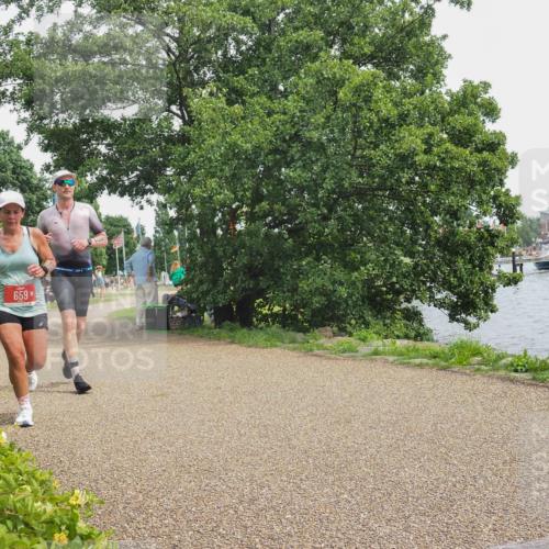 22.06.2025 - Viking Triathlon KatJ http://msf.ph/oto/8137679 22.06.2025 14:53:52 Laufen 51, 70, 334, 659 meine-sportfotos.de