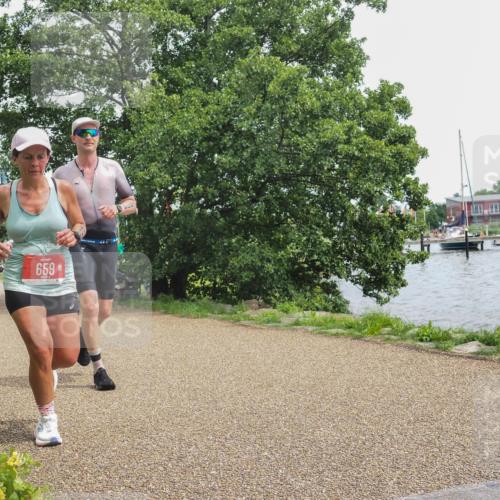 22.06.2025 - Viking Triathlon KatJ http://msf.ph/oto/8137685 22.06.2025 14:53:52 Laufen 51, 70, 334, 659 meine-sportfotos.de