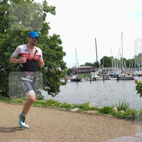 22.06.2025 - Viking Triathlon KatJ http://msf.ph/oto/8137704 22.06.2025 14:54:44 Laufen 150, 276 meine-sportfotos.de
