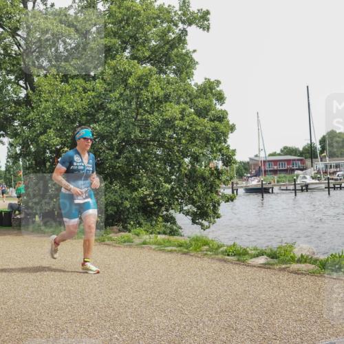22.06.2025 - Viking Triathlon KatJ http://msf.ph/oto/8137733 22.06.2025 14:55:02 Laufen 324 meine-sportfotos.de