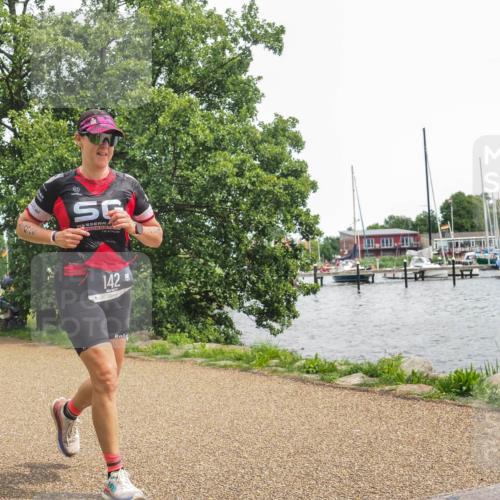 22.06.2025 - Viking Triathlon KatJ http://msf.ph/oto/8137875 22.06.2025 14:56:50 Laufen 142, 333 meine-sportfotos.de