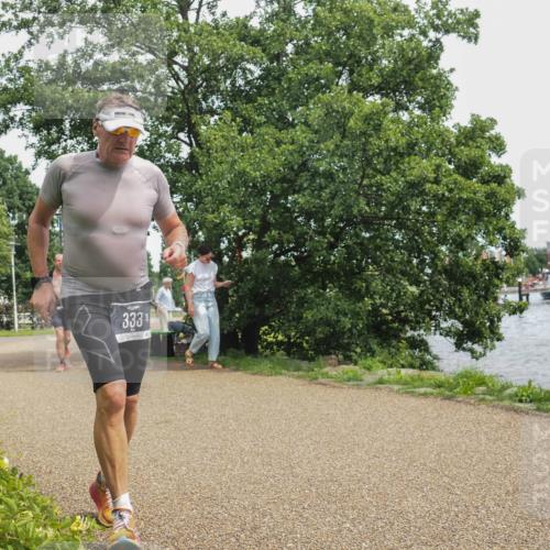 22.06.2025 - Viking Triathlon KatJ http://msf.ph/oto/8137886 22.06.2025 14:56:53 Laufen 225, 333 meine-sportfotos.de