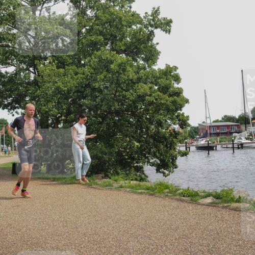 22.06.2025 - Viking Triathlon KatJ http://msf.ph/oto/8137888 22.06.2025 14:56:55 Laufen 225, 333 meine-sportfotos.de