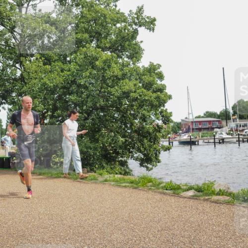 22.06.2025 - Viking Triathlon KatJ http://msf.ph/oto/8137890 22.06.2025 14:56:55 Laufen 225, 333 meine-sportfotos.de