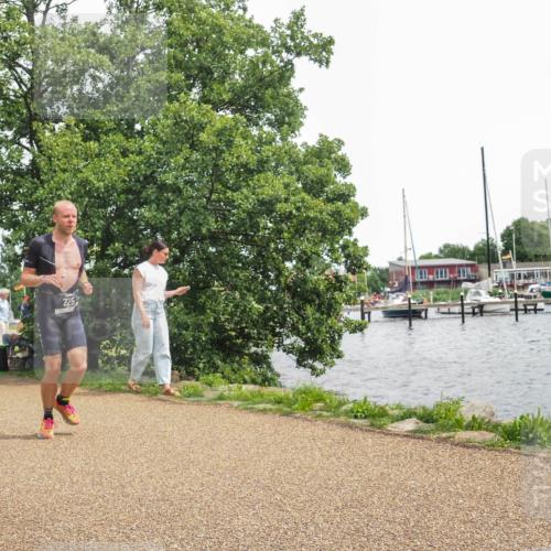 22.06.2025 - Viking Triathlon KatJ http://msf.ph/oto/8137891 22.06.2025 14:56:55 Laufen 225, 333 meine-sportfotos.de