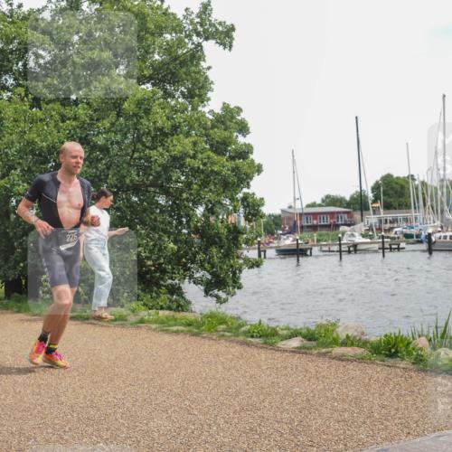 22.06.2025 - Viking Triathlon KatJ http://msf.ph/oto/8137894 22.06.2025 14:56:55 Laufen 225, 333 meine-sportfotos.de