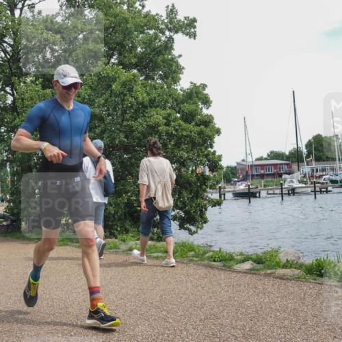 22.06.2025 - Viking Triathlon KatJ http://msf.ph/oto/8137927 22.06.2025 14:57:57 Laufen 208, 344 meine-sportfotos.de