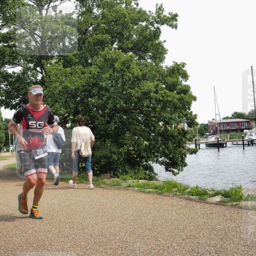 22.06.2025 - Viking Triathlon KatJ http://msf.ph/oto/8137932 22.06.2025 14:57:59 Laufen 208, 344 meine-sportfotos.de
