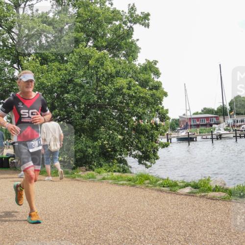 22.06.2025 - Viking Triathlon KatJ http://msf.ph/oto/8137934 22.06.2025 14:57:59 Laufen 208, 344 meine-sportfotos.de