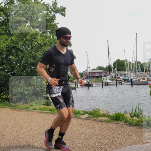 22.06.2025 - Viking Triathlon KatJ http://msf.ph/oto/8137951 22.06.2025 14:58:07 Laufen 542 meine-sportfotos.de