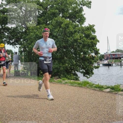 22.06.2025 - Viking Triathlon KatJ http://msf.ph/oto/8138010 22.06.2025 14:59:08 Laufen 292, 357 meine-sportfotos.de