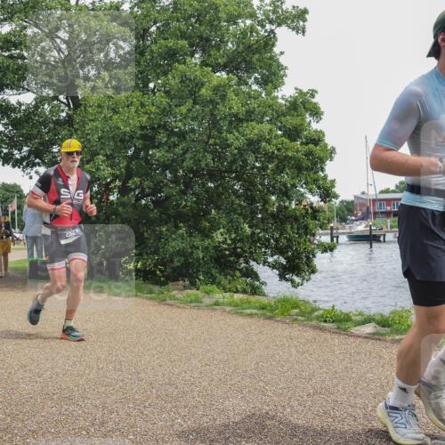 22.06.2025 - Viking Triathlon KatJ http://msf.ph/oto/8138015 22.06.2025 14:59:09 Laufen 292, 357 meine-sportfotos.de