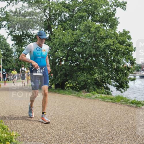 22.06.2025 - Viking Triathlon KatJ http://msf.ph/oto/8138027 22.06.2025 14:59:13 Laufen 26, 292, 456 meine-sportfotos.de
