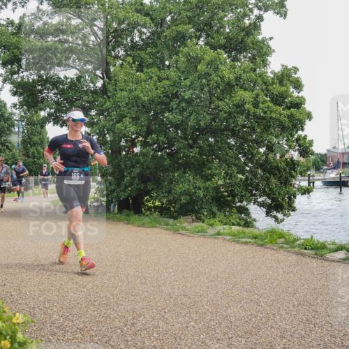 22.06.2025 - Viking Triathlon KatJ http://msf.ph/oto/8138055 22.06.2025 14:59:40 Laufen 165, 267 meine-sportfotos.de