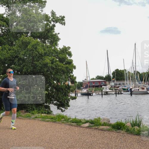 22.06.2025 - Viking Triathlon KatJ http://msf.ph/oto/8138113 22.06.2025 15:00:14 Laufen 244 meine-sportfotos.de