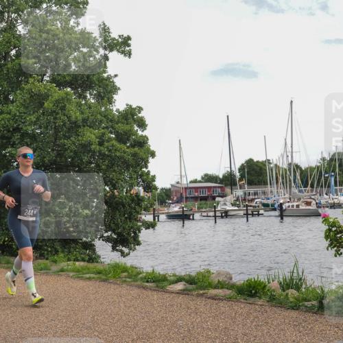 22.06.2025 - Viking Triathlon KatJ http://msf.ph/oto/8138115 22.06.2025 15:00:14 Laufen 244 meine-sportfotos.de