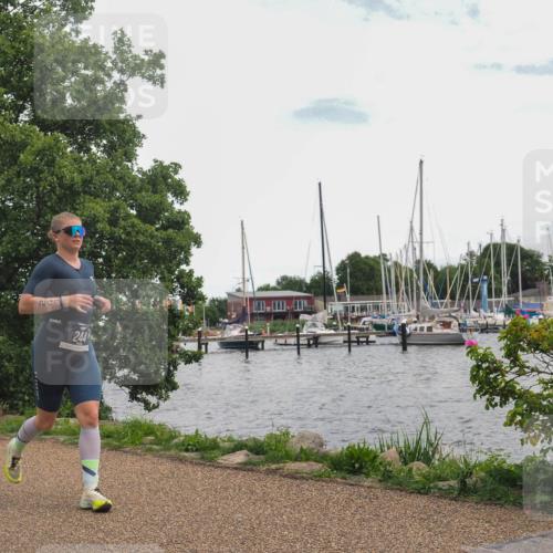 22.06.2025 - Viking Triathlon KatJ http://msf.ph/oto/8138118 22.06.2025 15:00:15 Laufen 244 meine-sportfotos.de