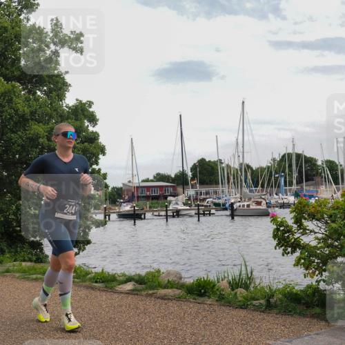 22.06.2025 - Viking Triathlon KatJ http://msf.ph/oto/8138120 22.06.2025 15:00:15 Laufen 244 meine-sportfotos.de