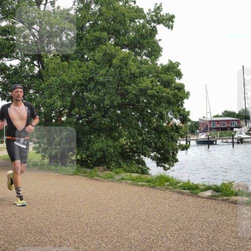 22.06.2025 - Viking Triathlon KatJ http://msf.ph/oto/8138173 22.06.2025 15:00:59 Laufen 93, 511 meine-sportfotos.de