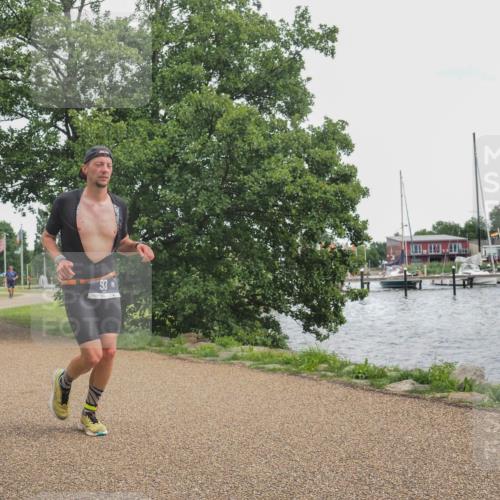 22.06.2025 - Viking Triathlon KatJ http://msf.ph/oto/8138177 22.06.2025 15:01:00 Laufen 93, 511 meine-sportfotos.de