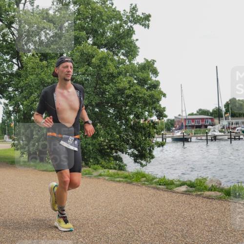 22.06.2025 - Viking Triathlon KatJ http://msf.ph/oto/8138180 22.06.2025 15:01:00 Laufen 93, 511 meine-sportfotos.de